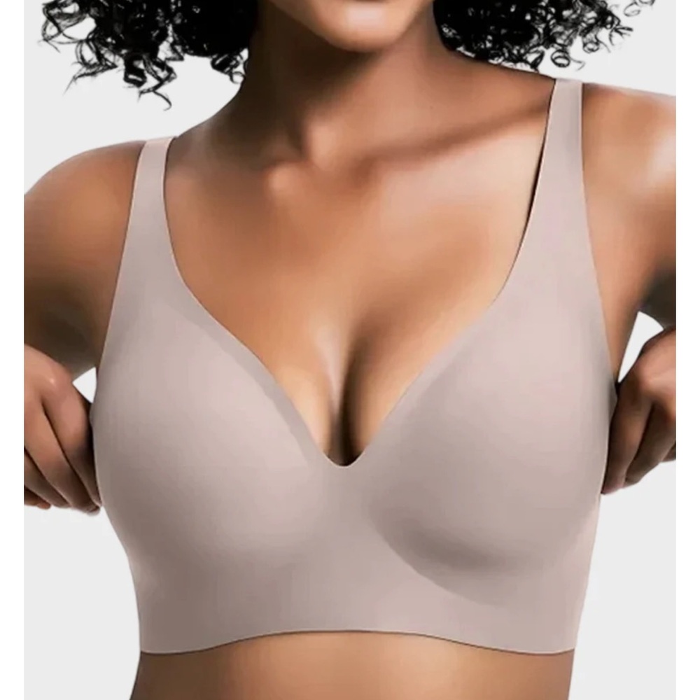 Seamless V-Neck Bra in Taupe